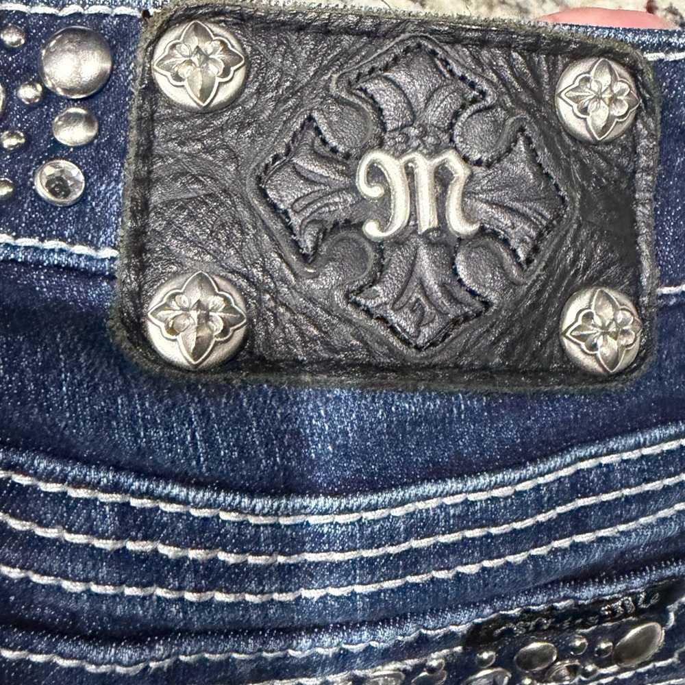 Miss Me Women's Dark Blue Boot Cut Jeans excellent condition! Beautiful! - Picture 3 of 6